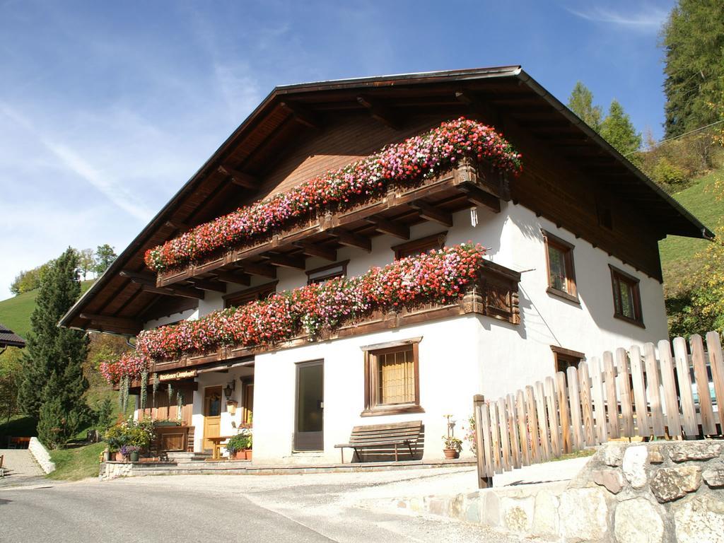 Ciasa Complojer Apartment La Valle Exterior photo