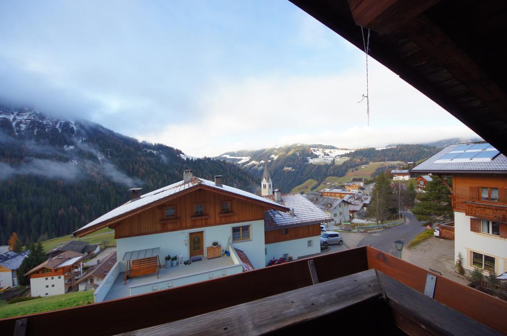 Ciasa Complojer Apartment La Valle Exterior photo